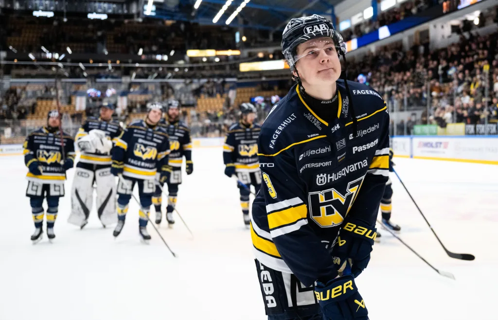 Talangen blev inte kvar i HV71 – flyttar till Finland